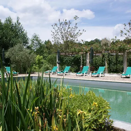 Сasa de vacaciones Detached Holiday With Delightful View Over The Valley