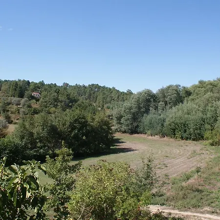Сasa de vacaciones Detached Holiday With Delightful View Over The Valley